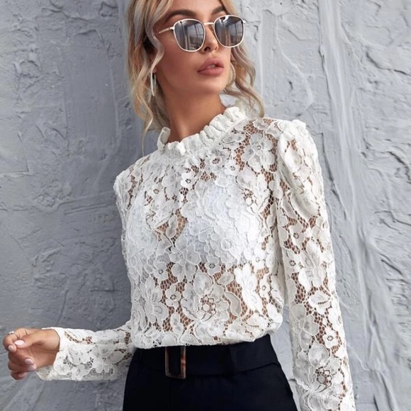Women’s long sleeve White Floral Lace Top - Picture 4 of 4